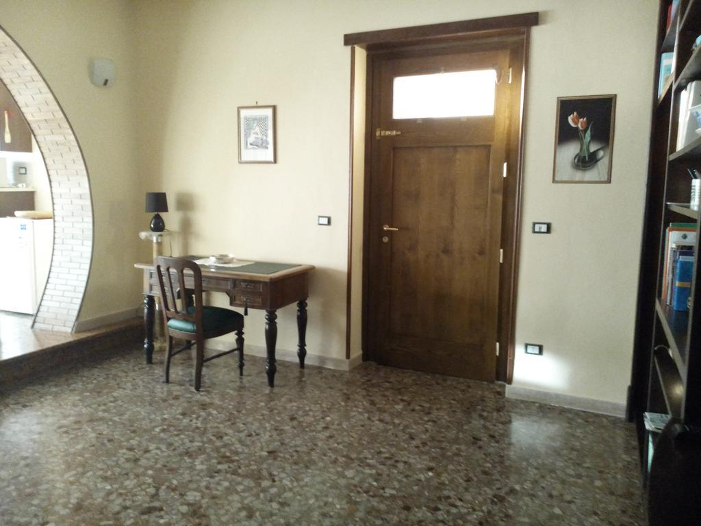 B&B A Casa Di Nonna Fondi Exterior foto